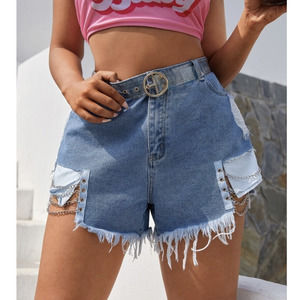 NWOT Eyelet Chain Ribbed Raw Hem Denim Shorts